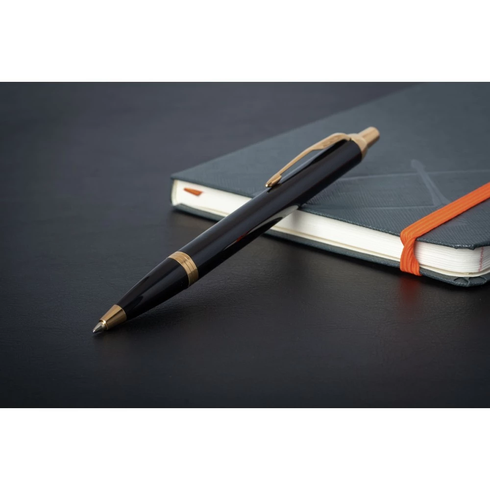 Набор Parker IM Black GT (шариковая ручка + блокнот)